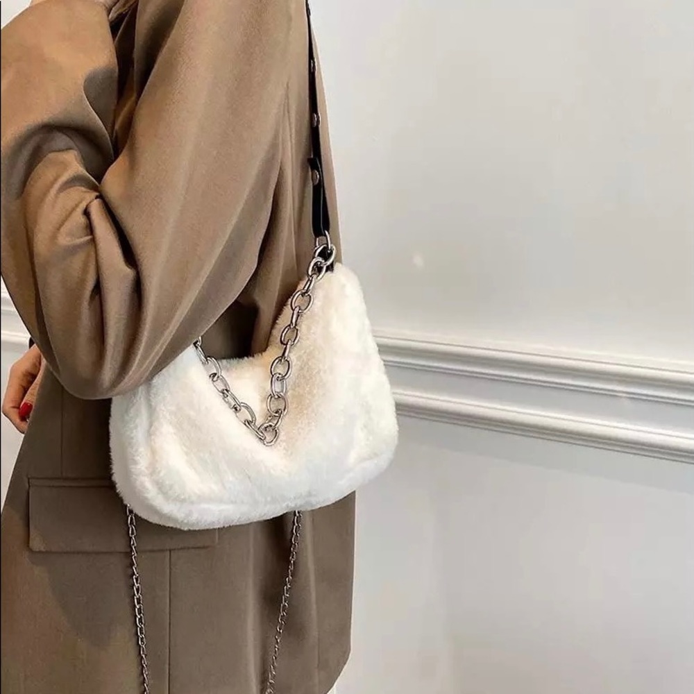 Plush Fur Street Chain Bag White